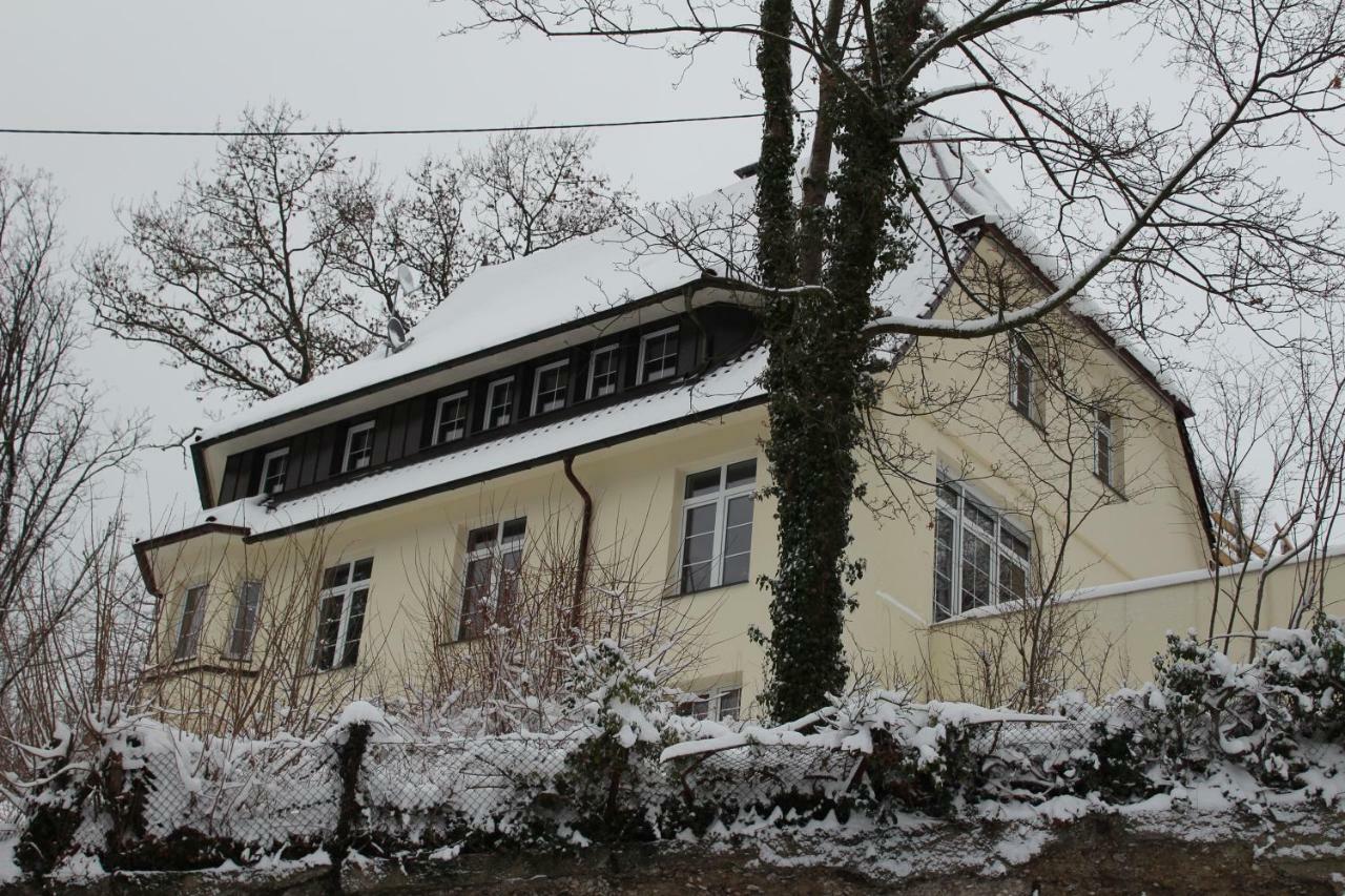 Ferienwohnung In Herrlicher Lage Bad Urach Exterior photo