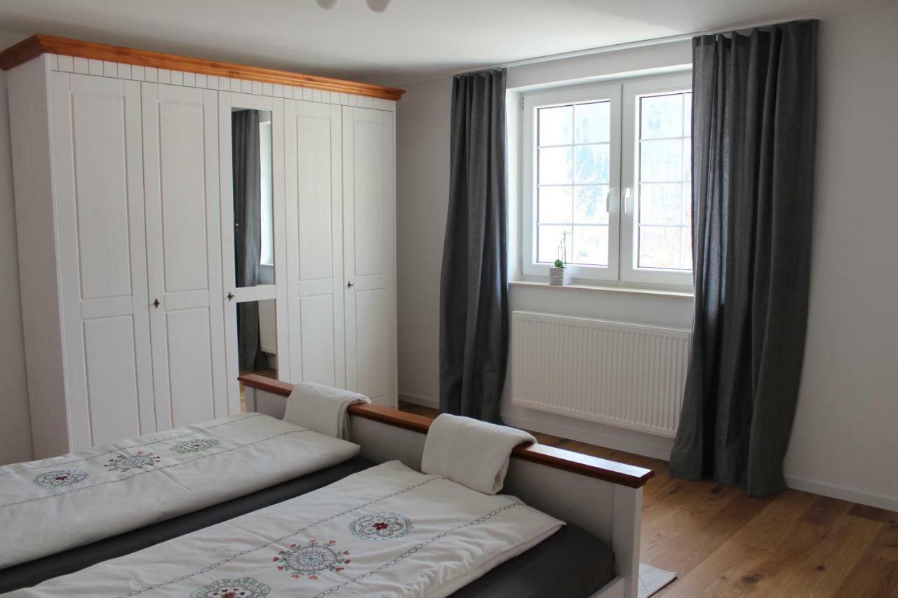 Ferienwohnung In Herrlicher Lage Bad Urach Exterior photo